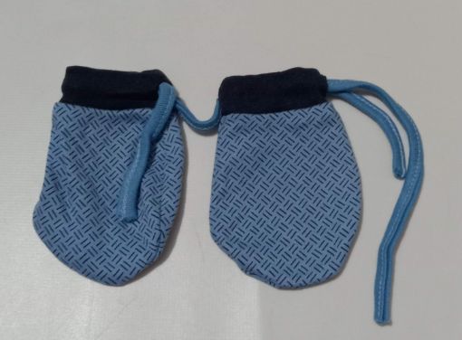 Picture of MDL02406 :: Size:New Born :: Baby Caps, Socks and Mitten Sets