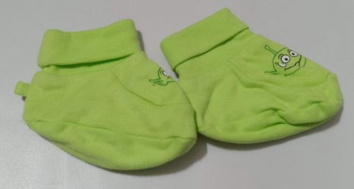 Picture of MDL02406 :: Size:New Born :: Baby Caps, Socks and Mitten Sets