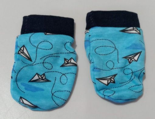 Picture of MDL02407 :: Size:New Born :: Baby Caps, Socks and Mitten Sets