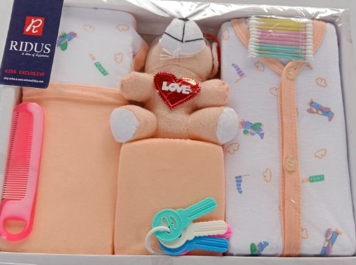 Picture of MDL02988 :: Size:New Born :: Baby Gift Set